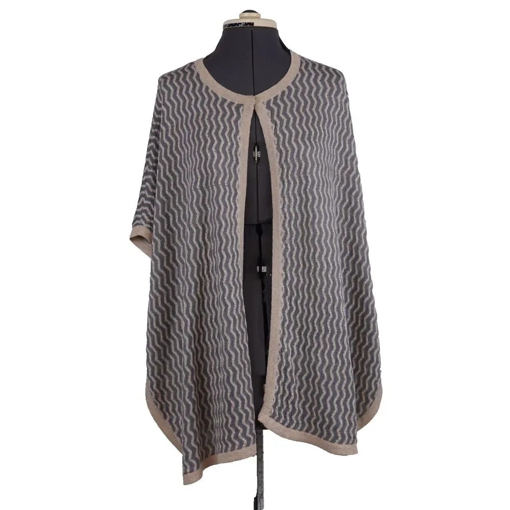 Chico's Poncho Patsy Chevron Ruana Metallic Gold Grey Festive Cape OS Sweater - Picture 1 of 10